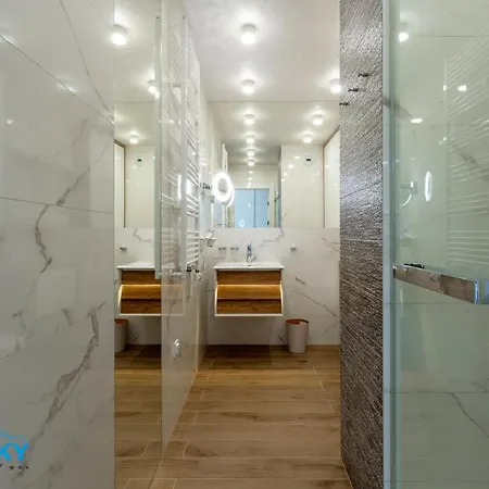 Bluesky Kapielowa - Widok Na Gory, Blisko Szlakow I Wyciagow 카르파츠