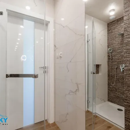 Bluesky Kapielowa - Widok Na Gory, Blisko Szlakow I Wyciagow 카르파츠